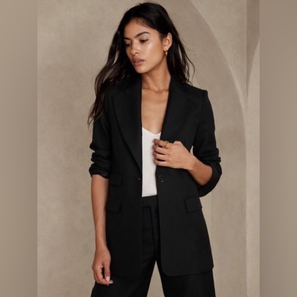 NWT! BANANA REPUBLIC BLACK LIDO SCULPTED WOOL BLAZER - MULTIPLE SIZES 💜 - Picture 1 of 9